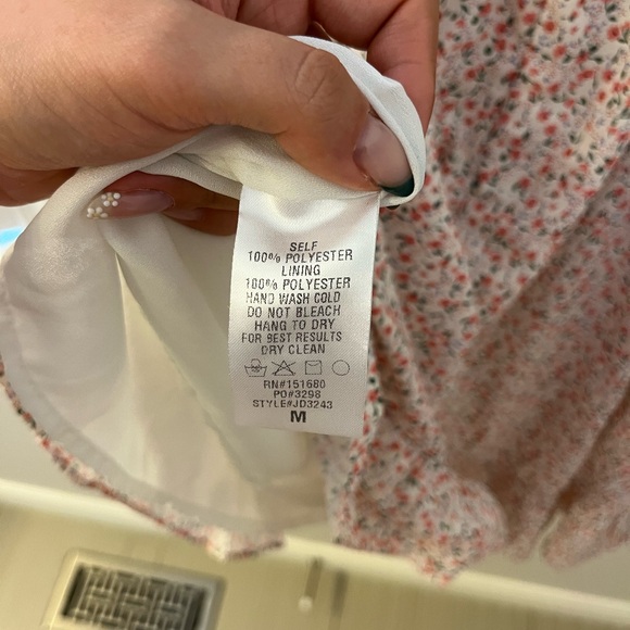 Summery flowy floral patterned dress - Picture 4 of 4